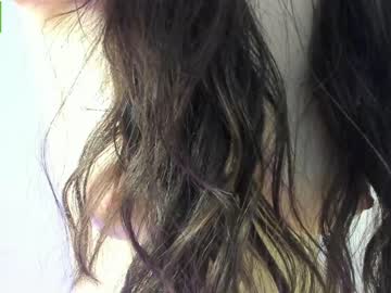 Naked cam girl lucie_beltran image #2836848