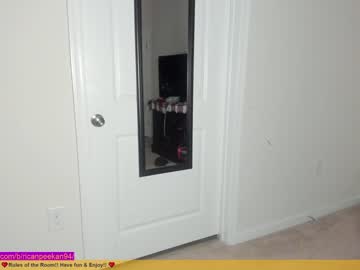 Naked cam couple ricanpeekan94 image #495012