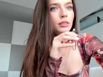 Naked cam girl isia_slay image #2939100