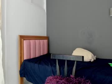 Naked cam girl roberta_lipa image #3736366