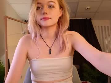 just_mia_ naked cam