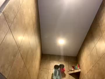 Naked cam girl chroniclove image #2199022