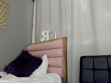 Naked cam girl roberta_lipa image #2926650