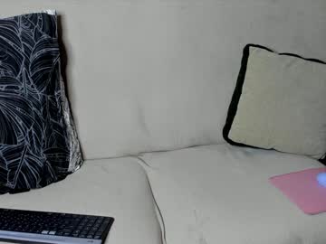 Naked cam girl aria_diaz image #1880595