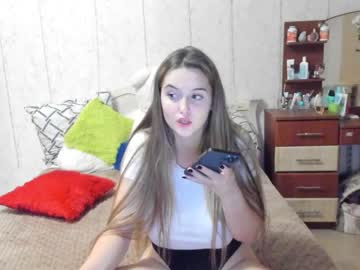 Naked cam girl emmika_ image #2641730