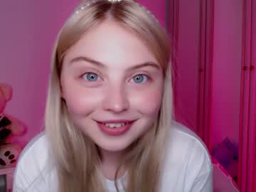 Naked cam girl shy_blondiee image #3694237