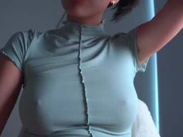 Naked cam girl houseofkei image #1505546