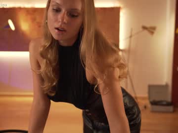 Naked cam girl chillwithkira image #2779143