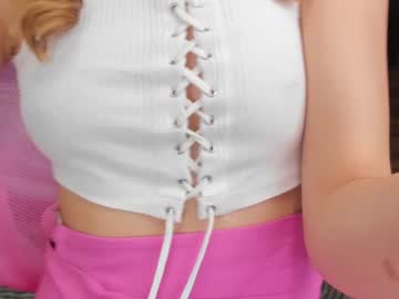 Naked cam girl kriss_muv image #2591590