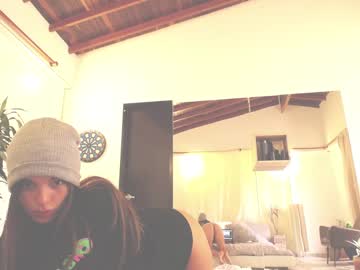 Naked cam girl kendalltyler image #2182219
