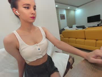 Naked cam girl ehotlovea image #2907312