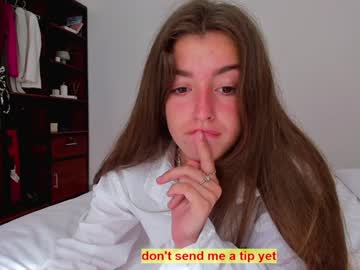 Naked cam girl coy_amina image #2206845