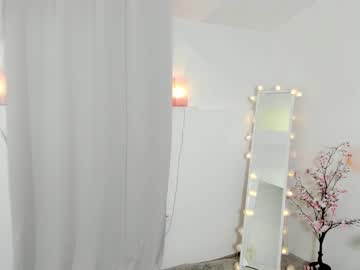 Naked cam girl eli_sun image #2703800