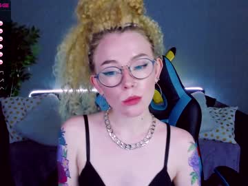 Naked cam girl sedwunder image #2082293