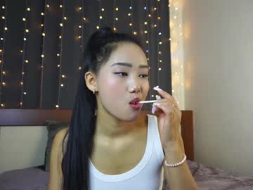 Naked cam girl peacebenskin image #4039476