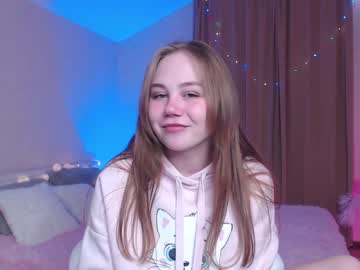 Naked cam girl little__princesss1 image #334462