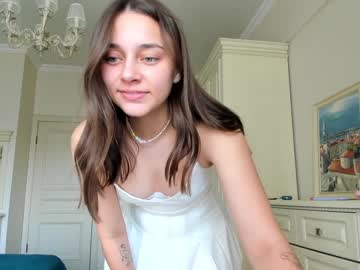 Naked cam girl eleonora_linn image #2258343