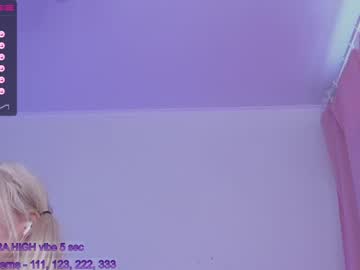 Naked cam girl sapphirealice image #3212037