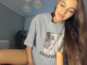 Naked cam girl xxx_leila image #1983140