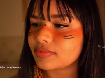 Naked cam girl itsyaraa image #3260855