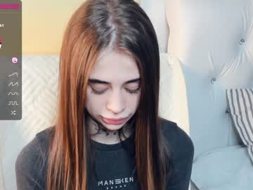 Naked cam girl evalanis image #2478479