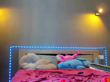 Naked cam girl _meganmeow_ image #2637601