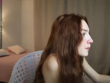 Naked cam girl _guesswhat_ image #1066769