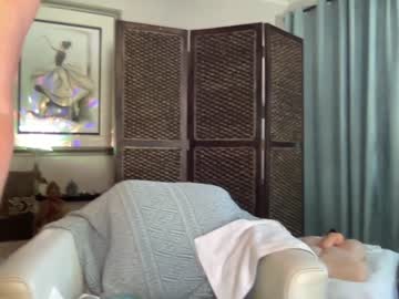 Naked cam girl gl1tter_barbie image #1210016