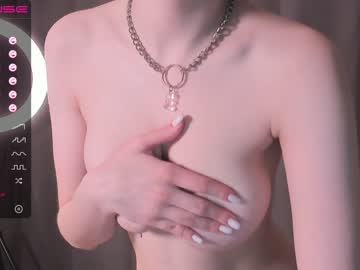 Naked cam girl whitee_angel image #3426897