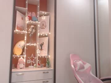 Naked cam girl hi_teika image #1739510