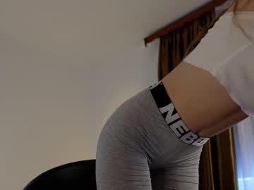 Naked cam girl fit___girl image #2073115