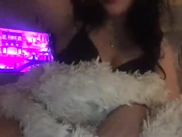 Naked cam girl pixielove22 image #4045550