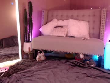 Naked cam girl aubrilee image #2585411