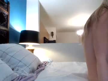 Naked cam girl bellaryderr image #3488669