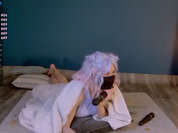 Naked cam girl careful_i_bite image #2309666