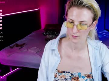 Naked cam girl eva__blonde image #2159091