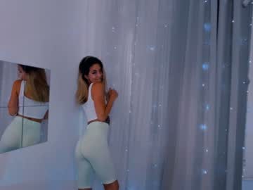 Naked cam girl emmi_rosee image #2603562