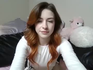 Naked cam girl milkywhiiite image #2333647