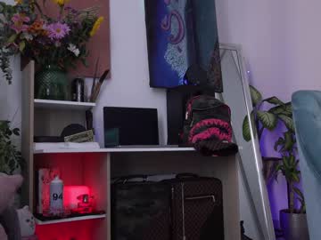 Naked cam girl beyllove_d image #3592563
