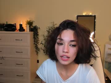 Naked cam girl ella_flar_ image #2812411