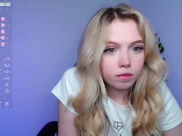 Naked cam girl small_blondee image #3837404