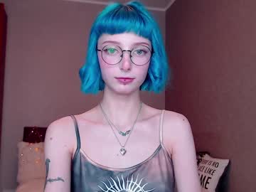 Naked cam girl lit1le_kitty_ image #849610