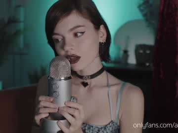 Naked cam girl auddicted image #496303