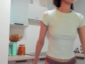 Naked cam girl dora_mur image #3435731