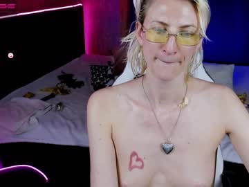 Naked cam girl eva__blonde image #2073486