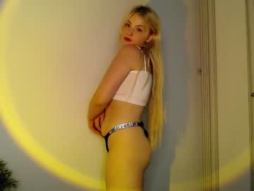 Naked cam girl shy_blondiee image #3796737