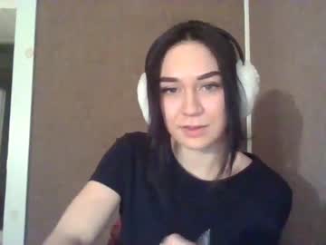 Naked cam girl heidiknight555 image #3460575