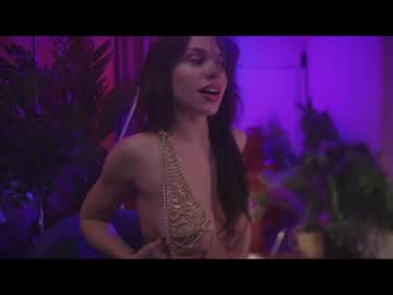 Naked cam girl lucieoude_ image #3653311