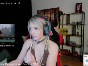Naked cam girl kimilee22 image #1434023