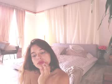 Naked cam girl kendalltyler image #2383565